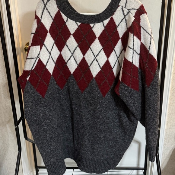 Torrid Vegan Cashmere Red and Gray Sweater, Size 3 - Picture 5 of 7